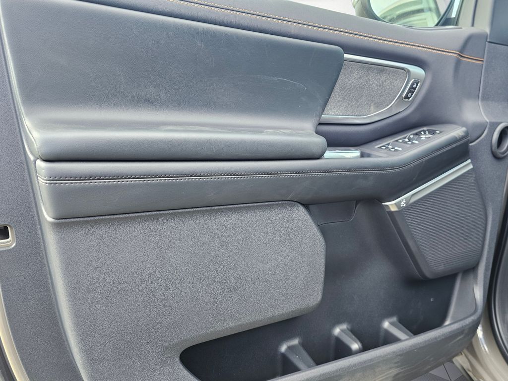 New 2026 White Ford Outer Banks image 19