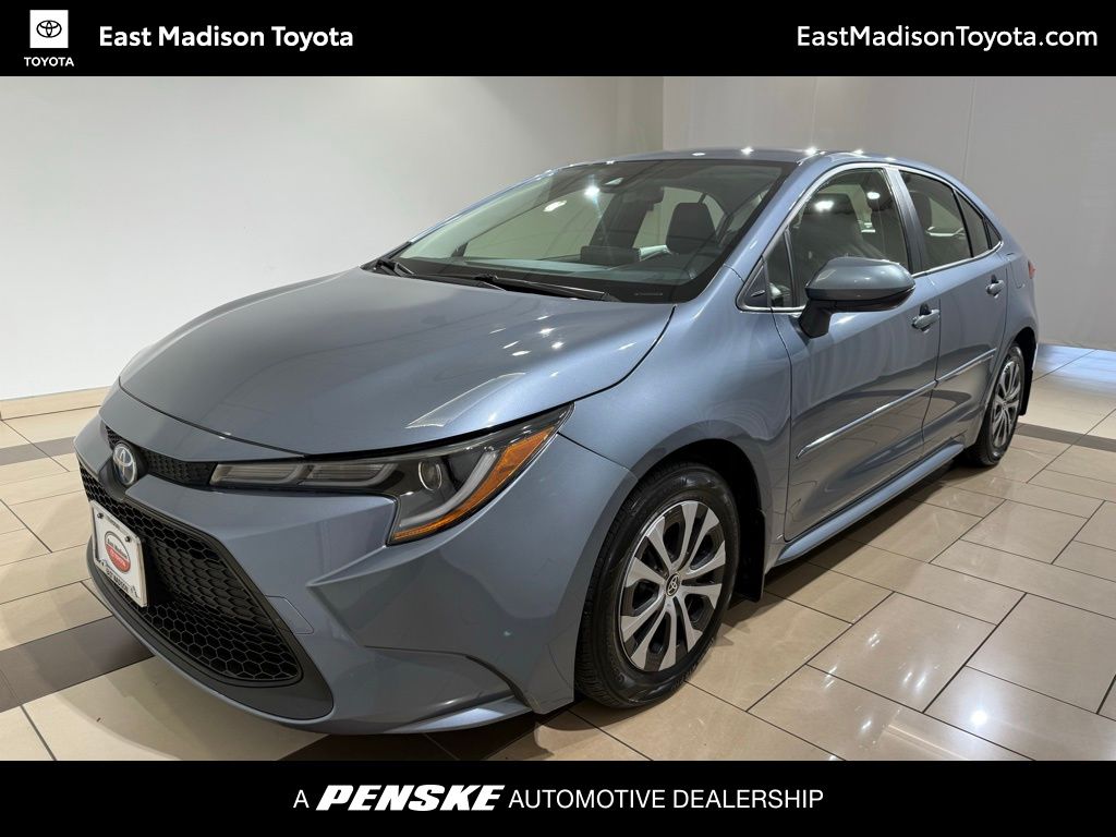 2022 Toyota Corolla LE -
                Madison, WI