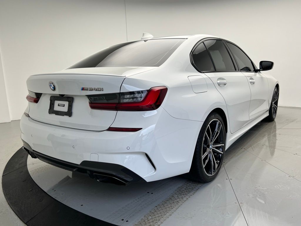 2022 BMW 3 Series M340i 3