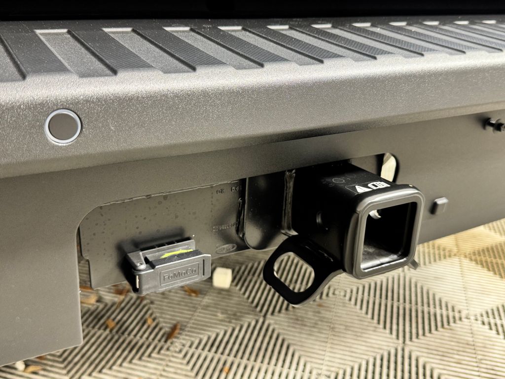 New 2026 Gray Ford XLT image 27