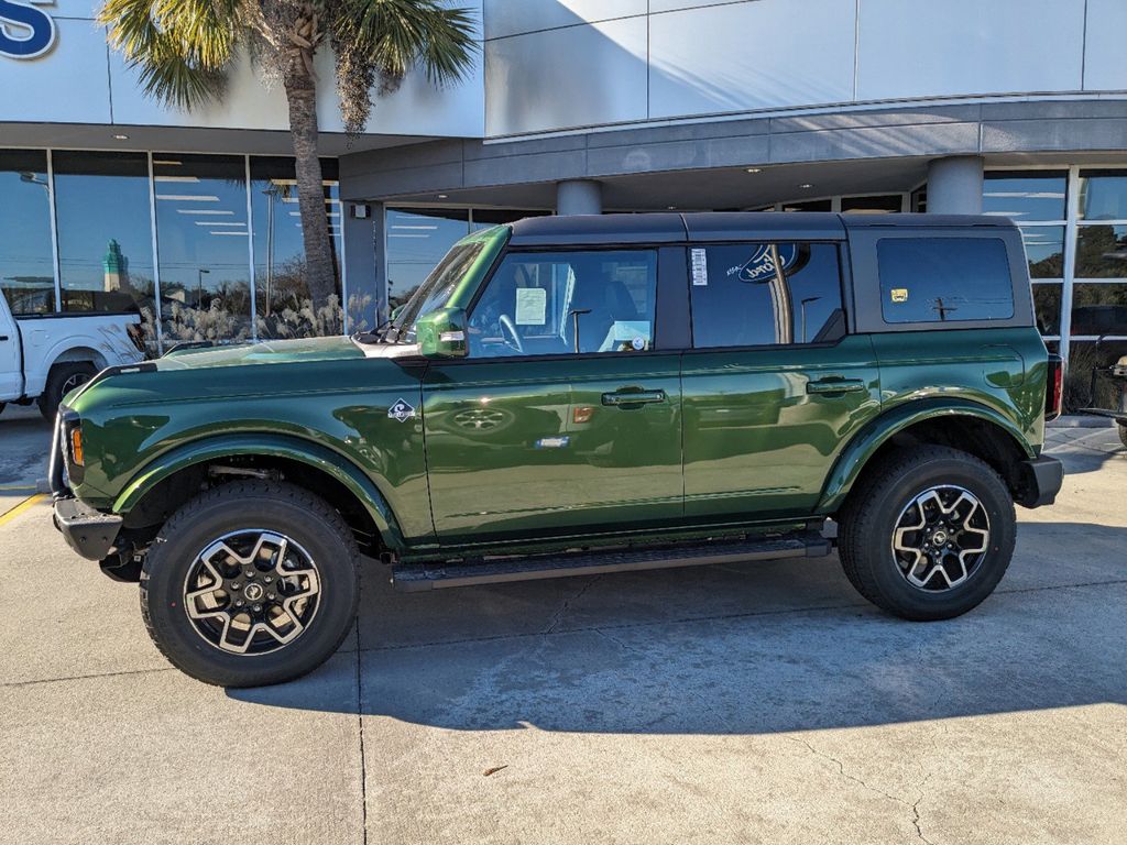 2024 Ford Bronco Outer Banks