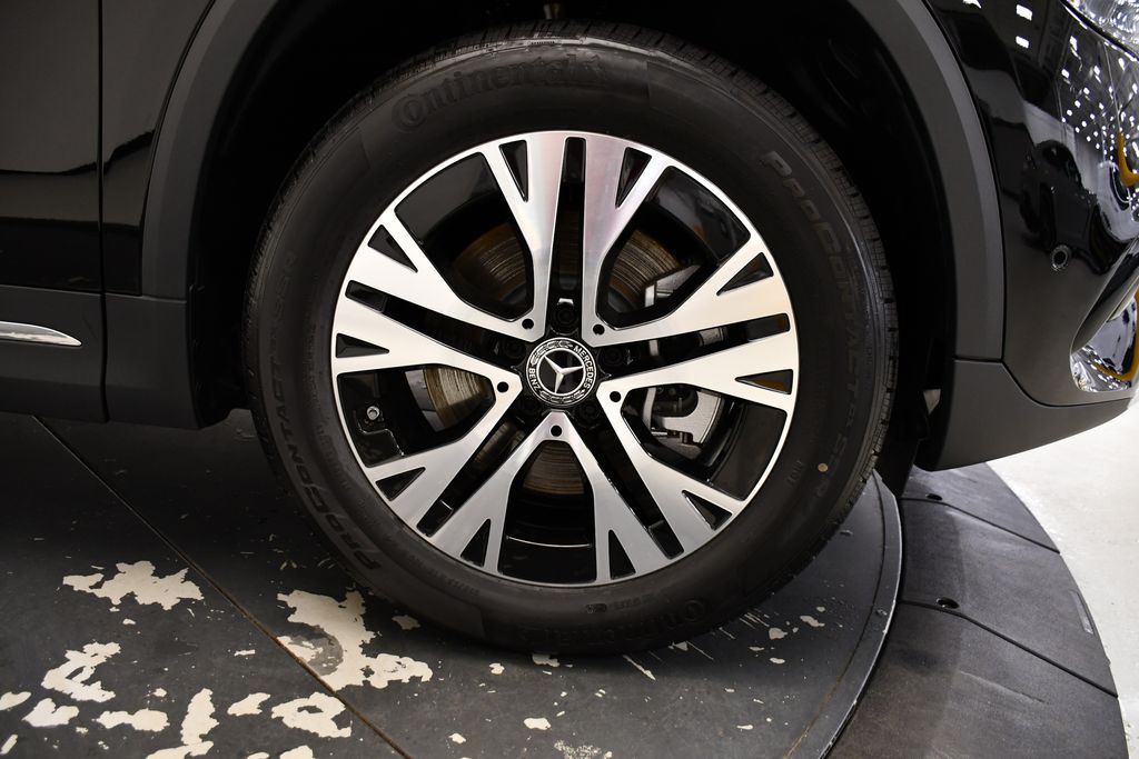 Thumbnail: 2025 Mercedes-Benz GLA - 16