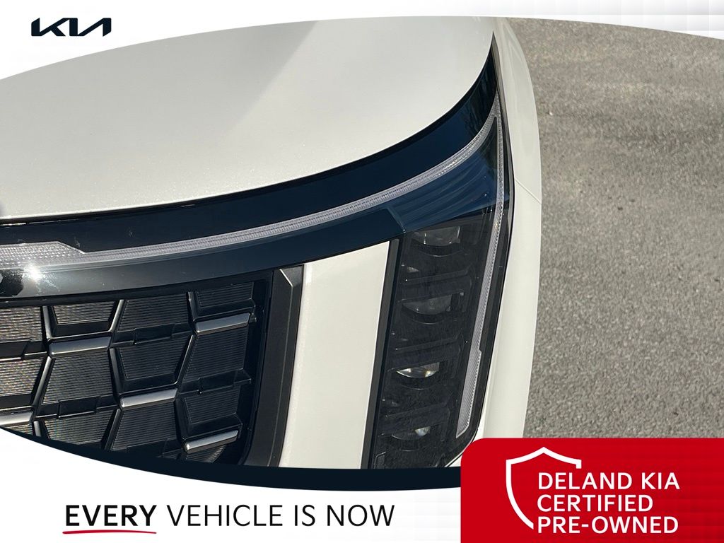 Used 2026 Kia Carnival Van