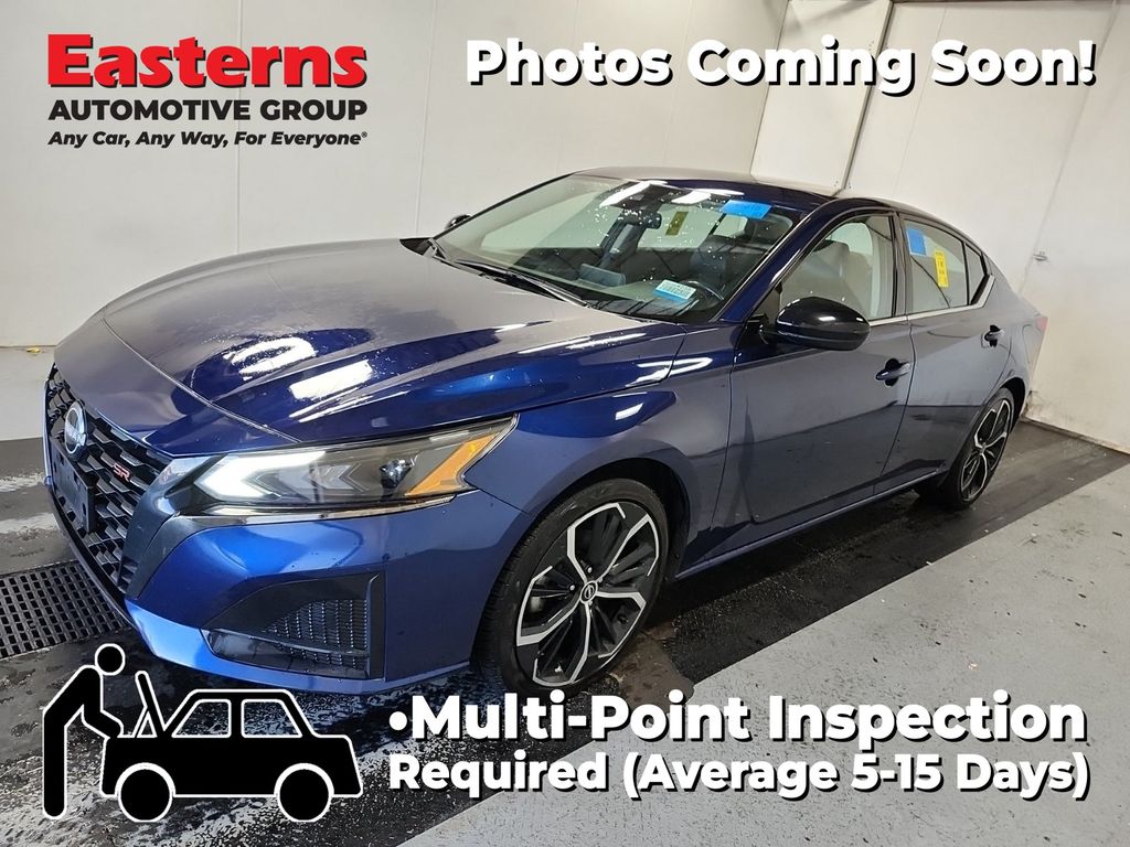2023 Nissan Altima SR