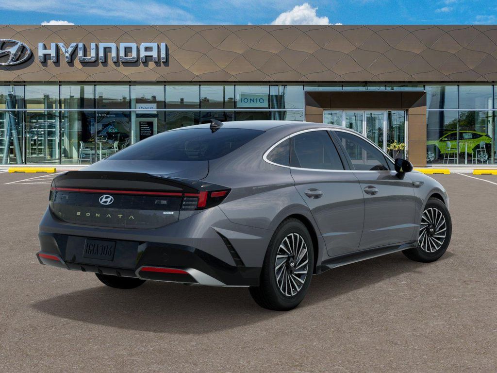 2025 Hyundai Sonata SEL 4
