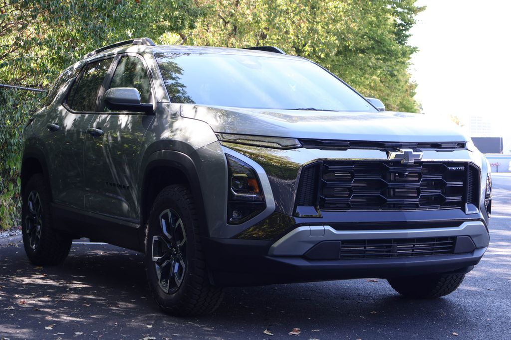 2025 Chevrolet Equinox ACTIV 10