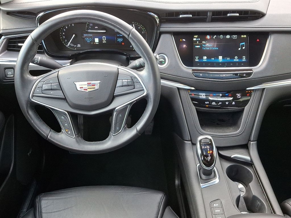 Thumbnail: 2019 Cadillac XT5 - 12