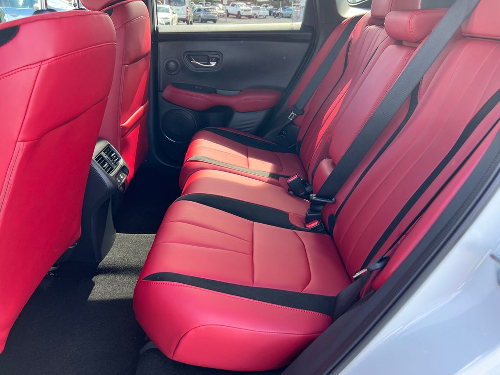 Thumbnail: 2025 Acura ADX - 29