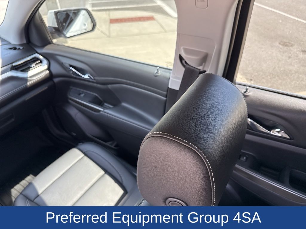 2022 GMC Acadia SLT