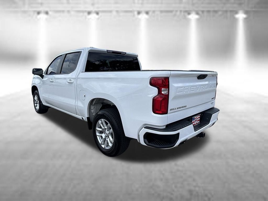 Certified Used 2022 White Chevrolet RST image 7