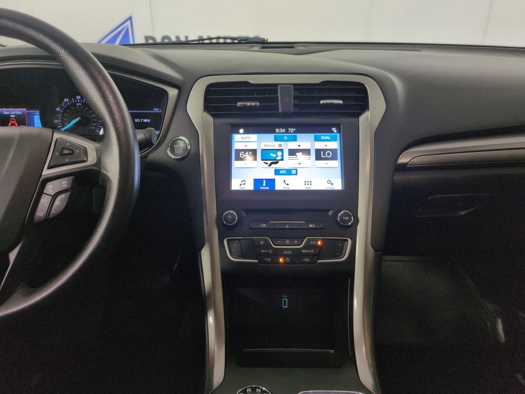 Used 2018 Ford Fusion SE For Sale in Fort Wayne, IN