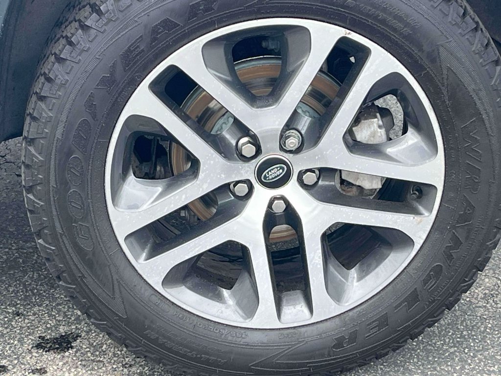 Certified Used 2024 Black Land Rover S image 8