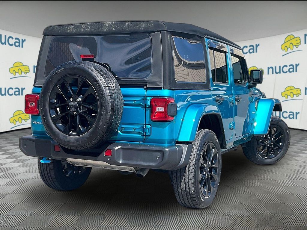 2024 Jeep Wrangler — photo 6