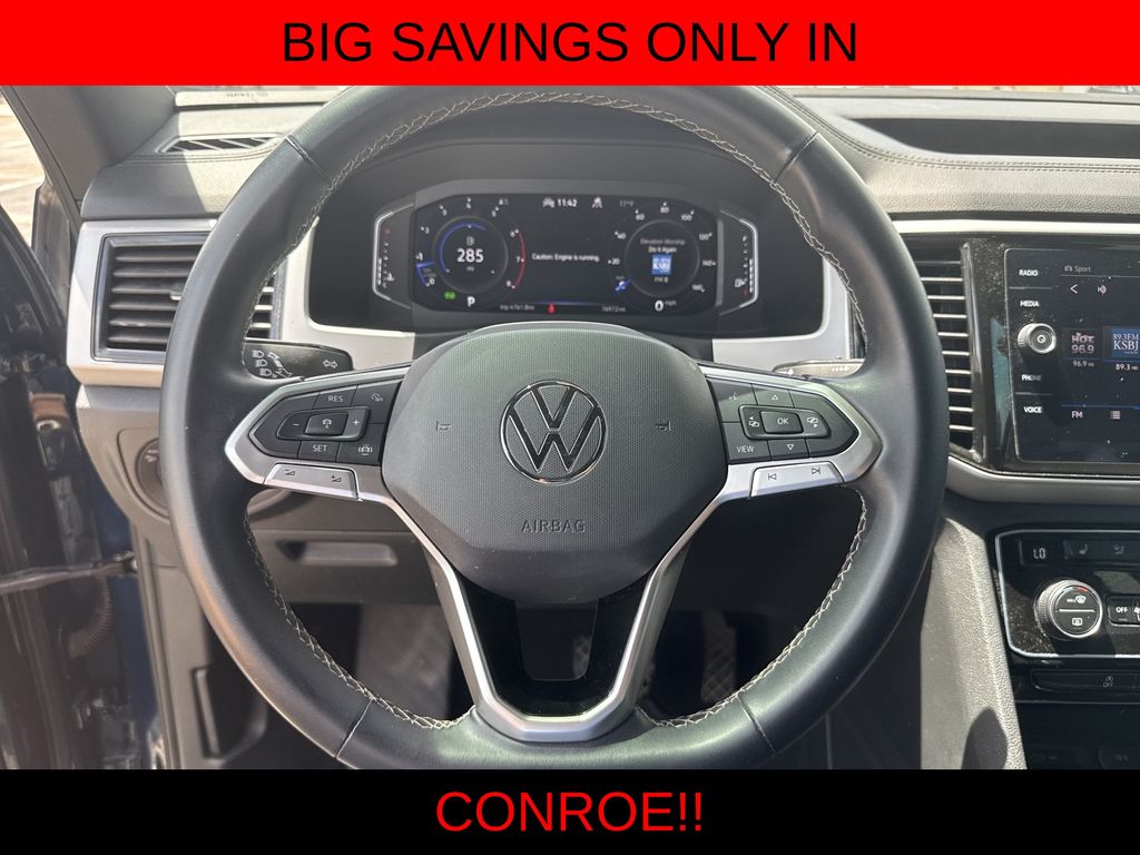 2022 Volkswagen Atlas Cross Sport 3.6L V6 SE w/Technology  at DeMontrond Auto Country