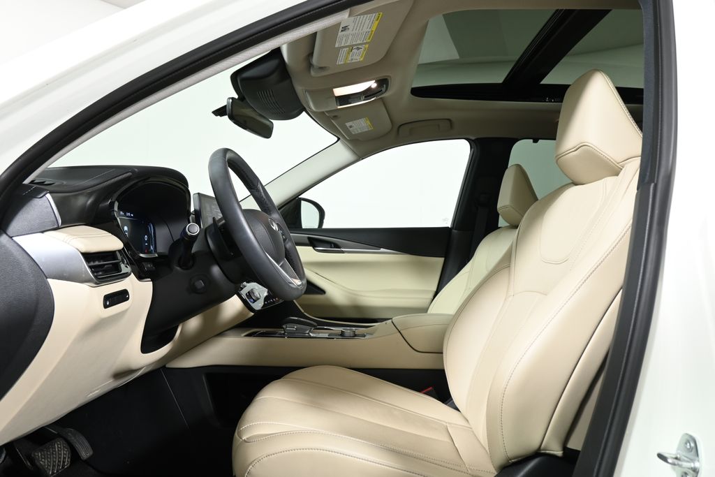 Thumbnail: 2024 INFINITI QX60 - 3