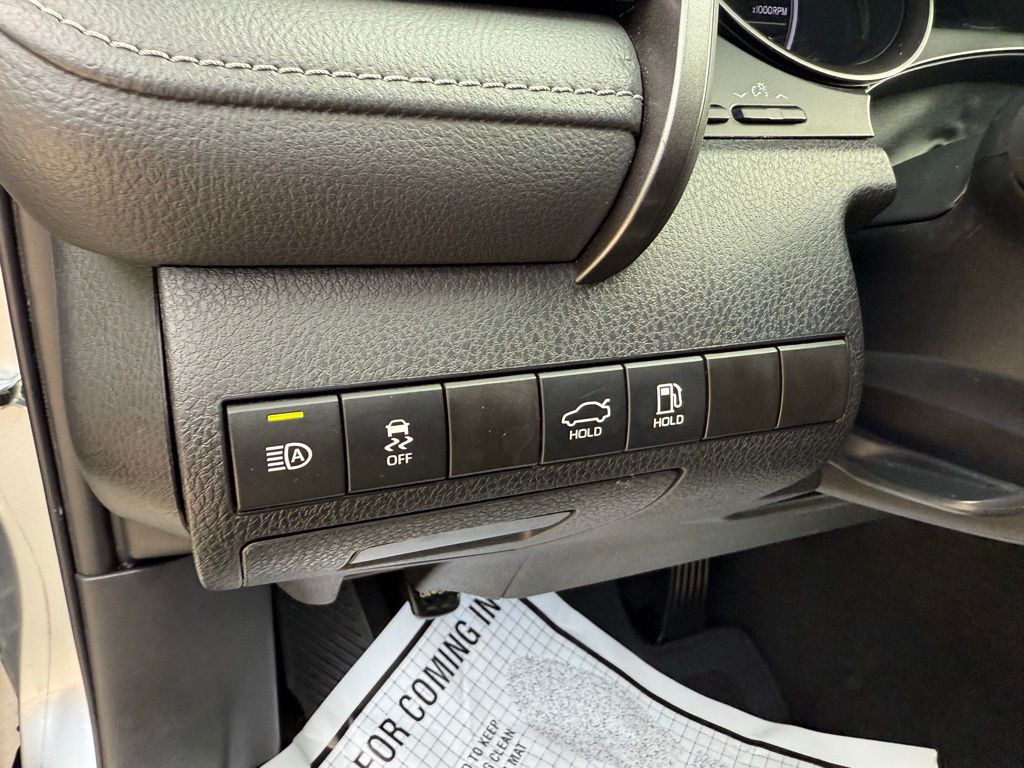 Thumbnail: 2024 Toyota Camry - 11