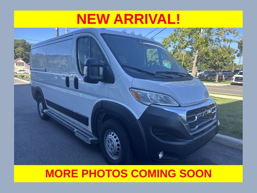 Bright White Clearcoat 2025 RAM ProMaster Van Front-Wheel Drive 9-Speed Automatic