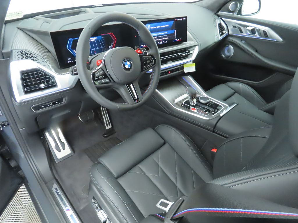 2025 BMW XM  9