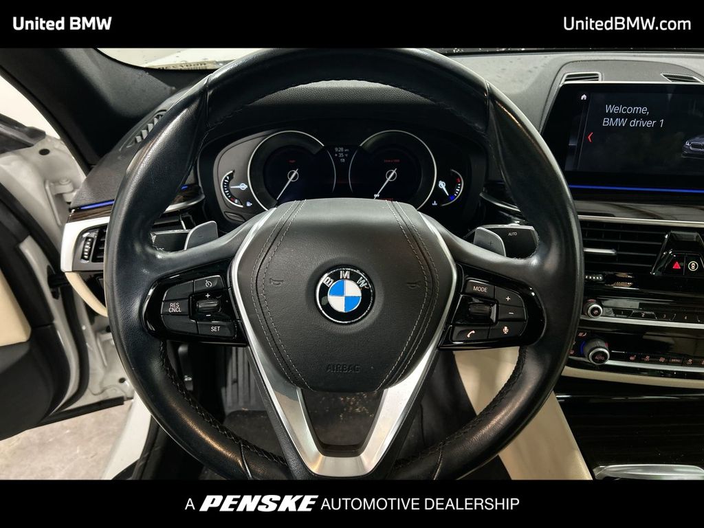 2019 BMW 5 Series 530i 14