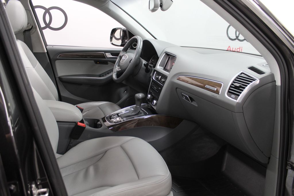 Thumbnail: 2016 Audi Q5 - 25