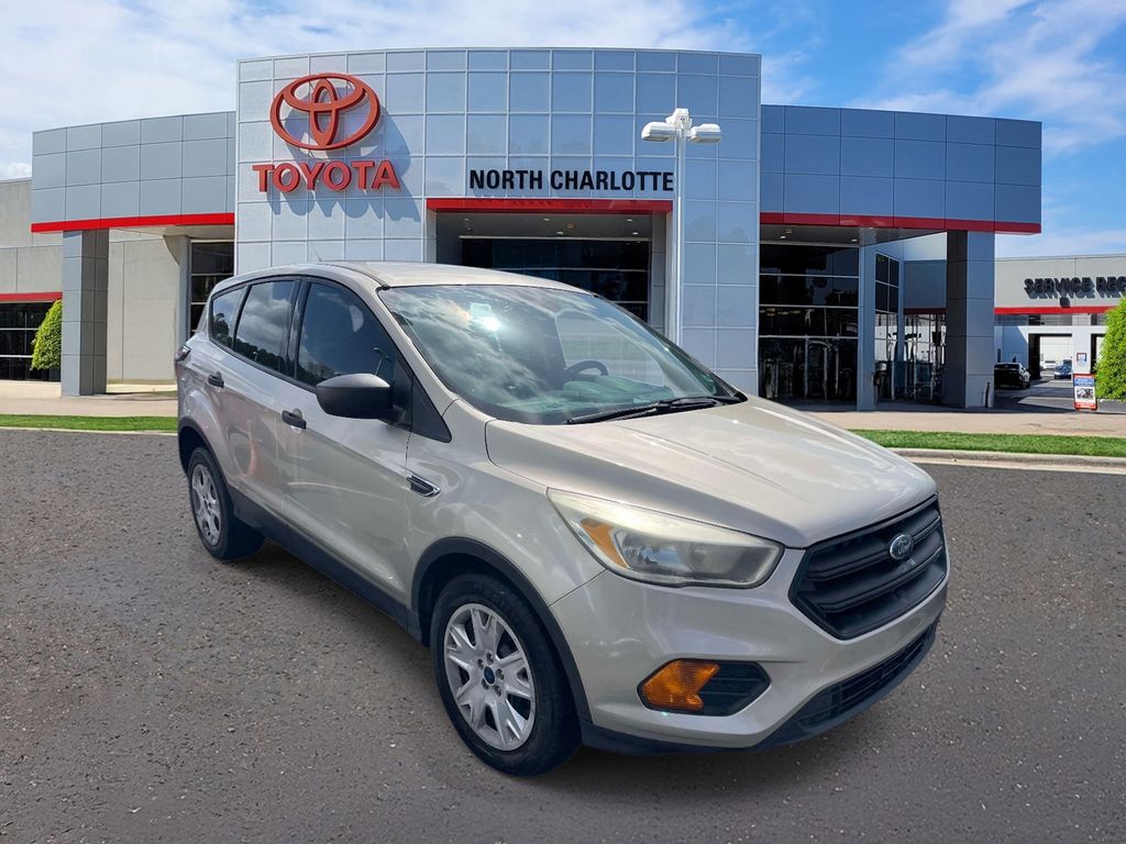2017 Ford Escape S FWD