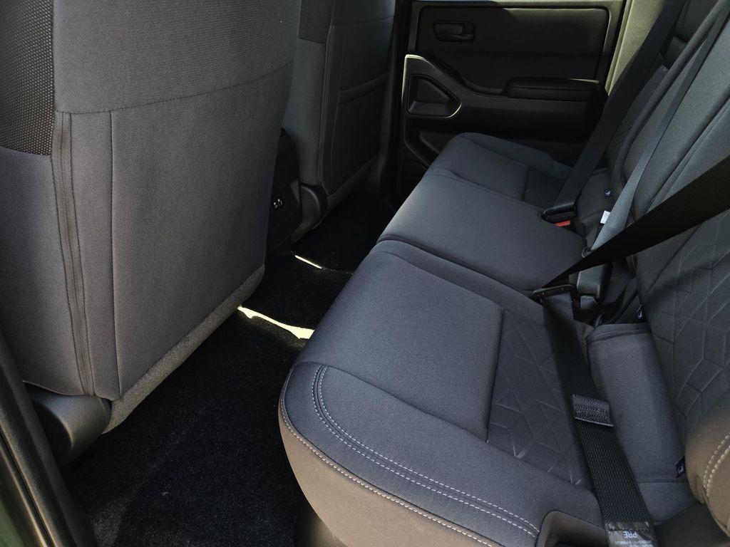 2026 Nissan Frontier SV - Photo 11