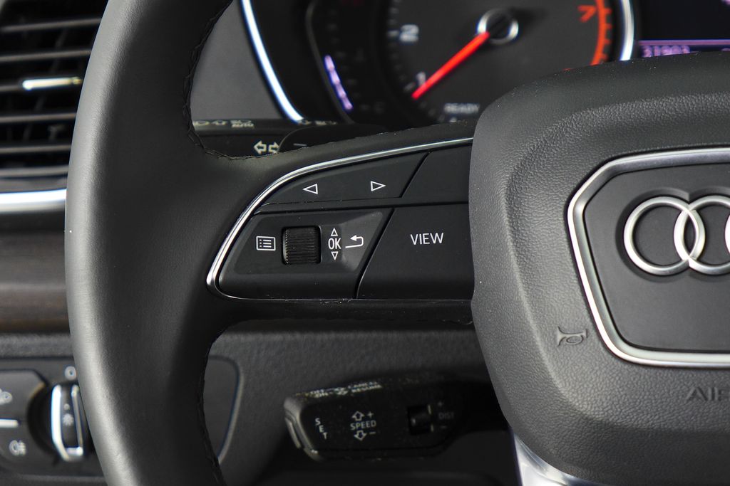 Thumbnail: 2023 Audi Q5 - 29