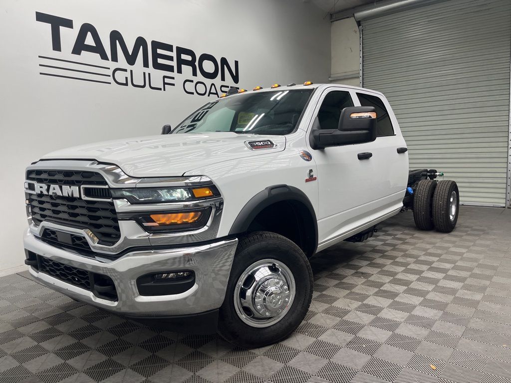 2026 RAM 3500 Chassis Tradesman Crew Cab LB DRW 4WD