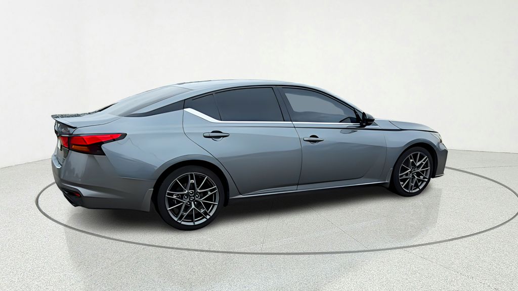 2023 Nissan Altima