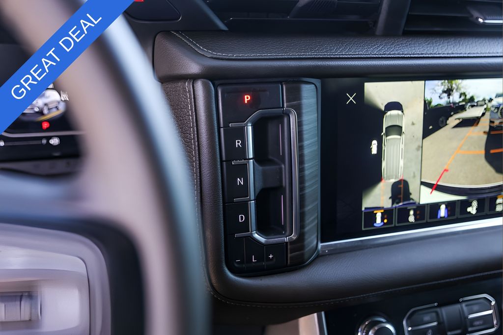 Used 2024 White GMC Denali image 18