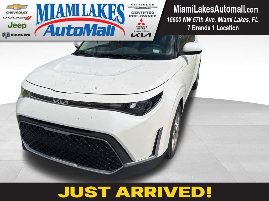 2023 Kia Soul 2.0L LX IVT's photo