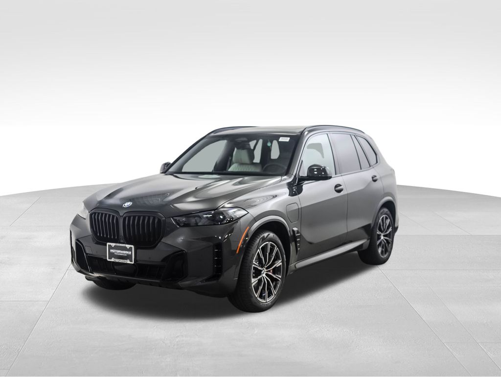 Thumbnail: 2026 BMW X5 - 1