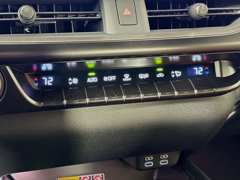 Thumbnail: 2026 Lexus UX - 14