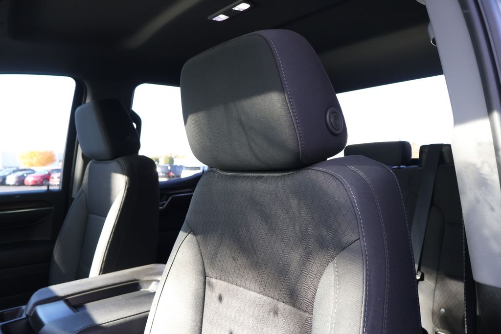 Thumbnail: 2023 GMC Sierra 1500 - 31