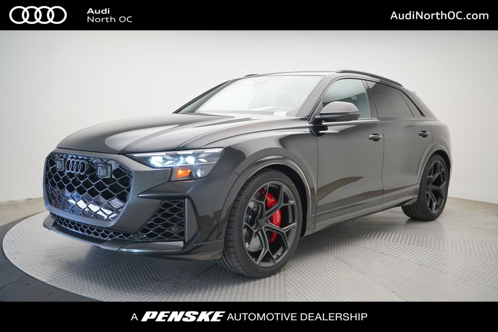 2026 Audi RS Q8 photo 3