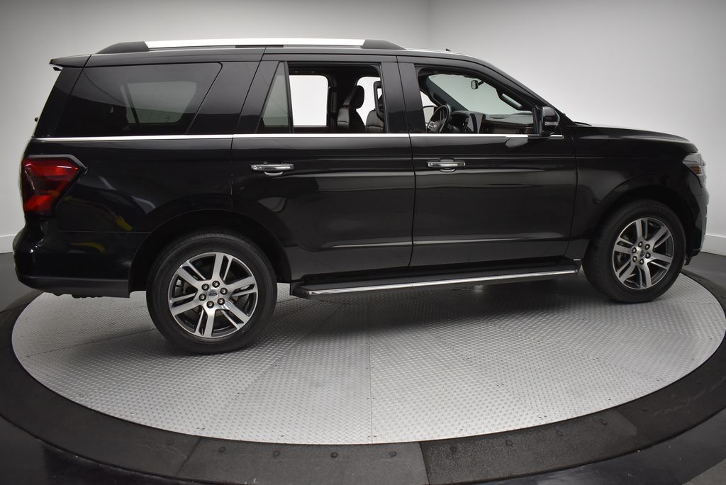 Thumbnail: 2023 Ford Expedition - 4