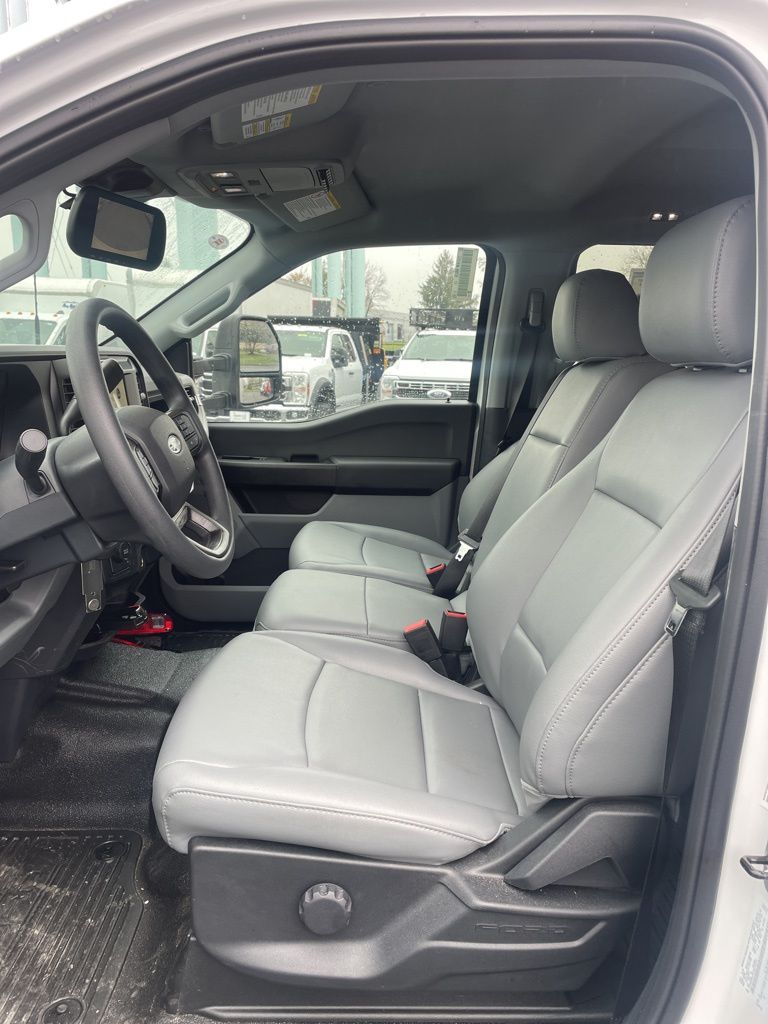 2026 Ford F-550 Chassis XL