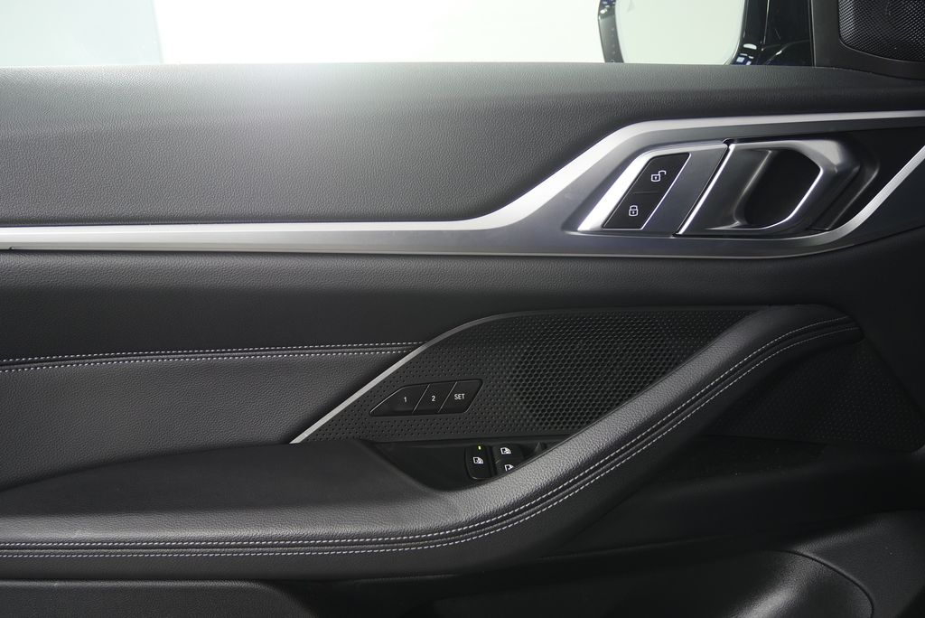 Thumbnail: 2023 BMW 4 Series - 8