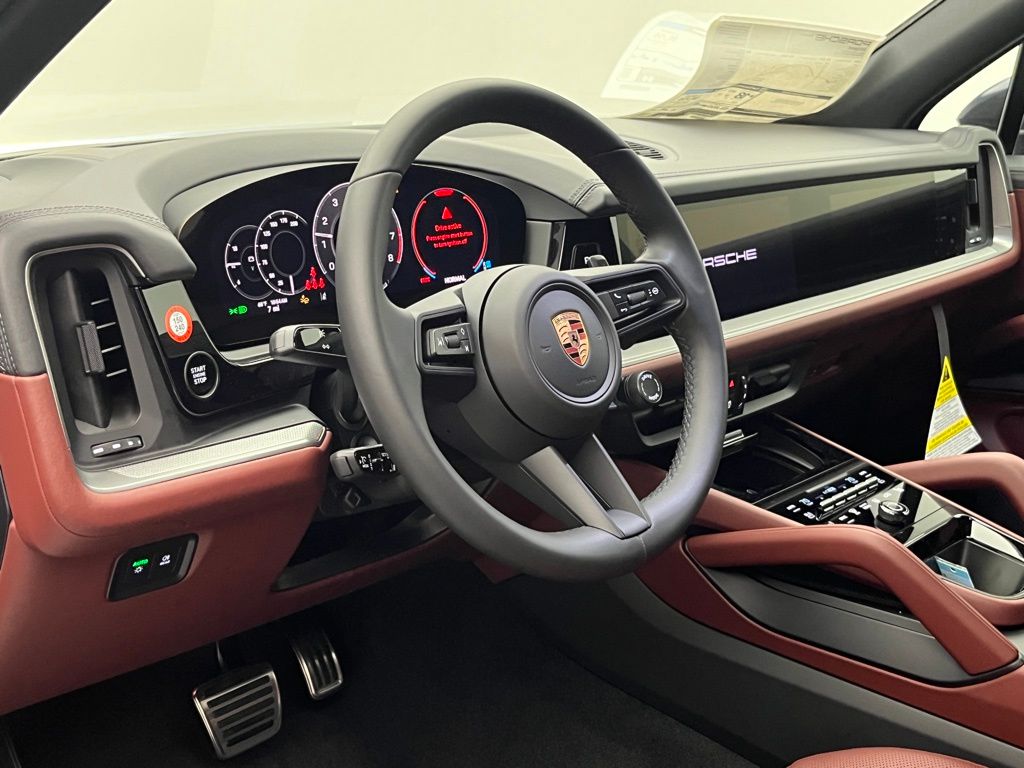 Thumbnail: 2026 Porsche Cayenne - 4