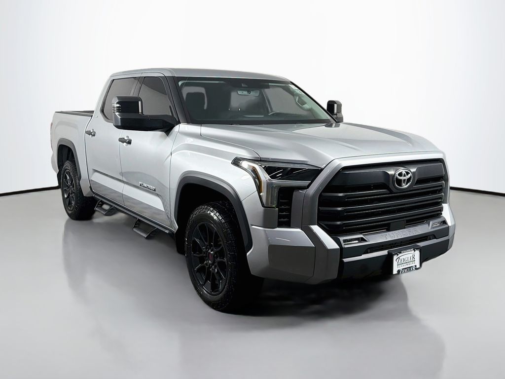 2022 Toyota Tundra SR5 