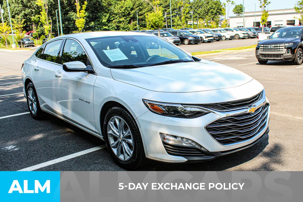 Used 2024 White Chevrolet LT image 3