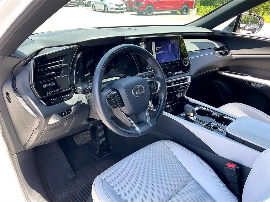 2024 Lexus RX — photo 8