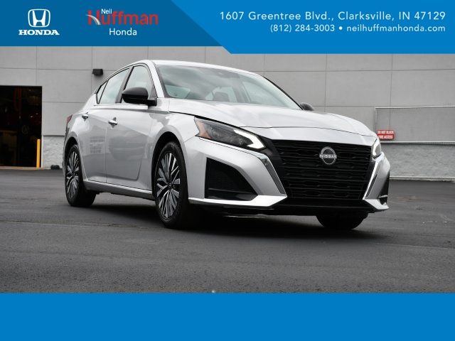 2024 Nissan Altima 2.5 SV FWD