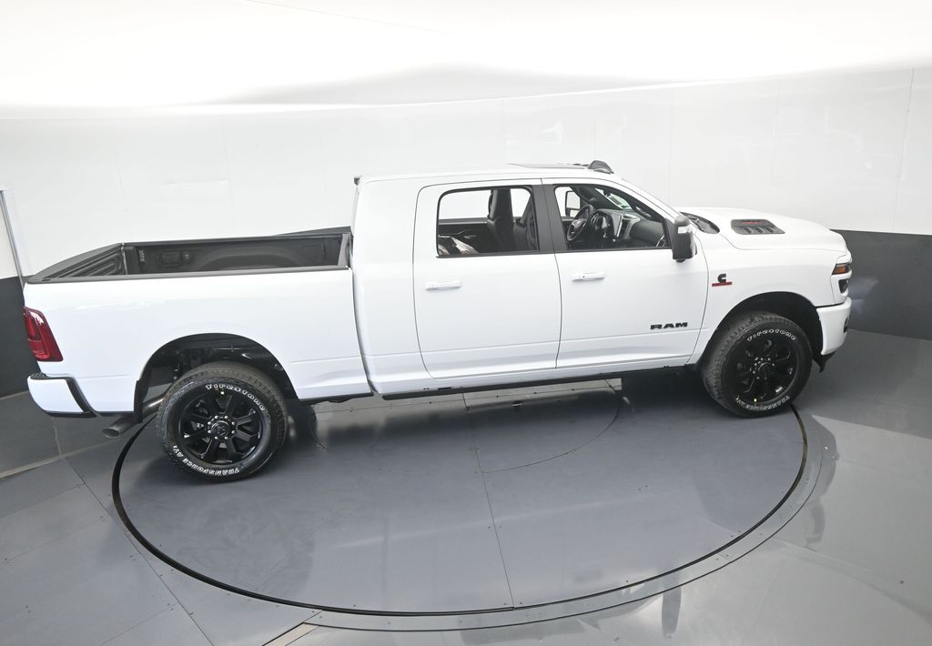 New 2026 Bright White Clearcoat Ram Laramie image 55