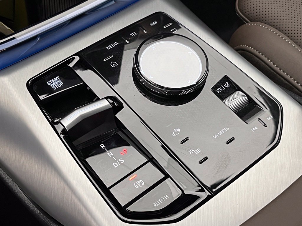 Thumbnail: 2025 BMW X3 - 15