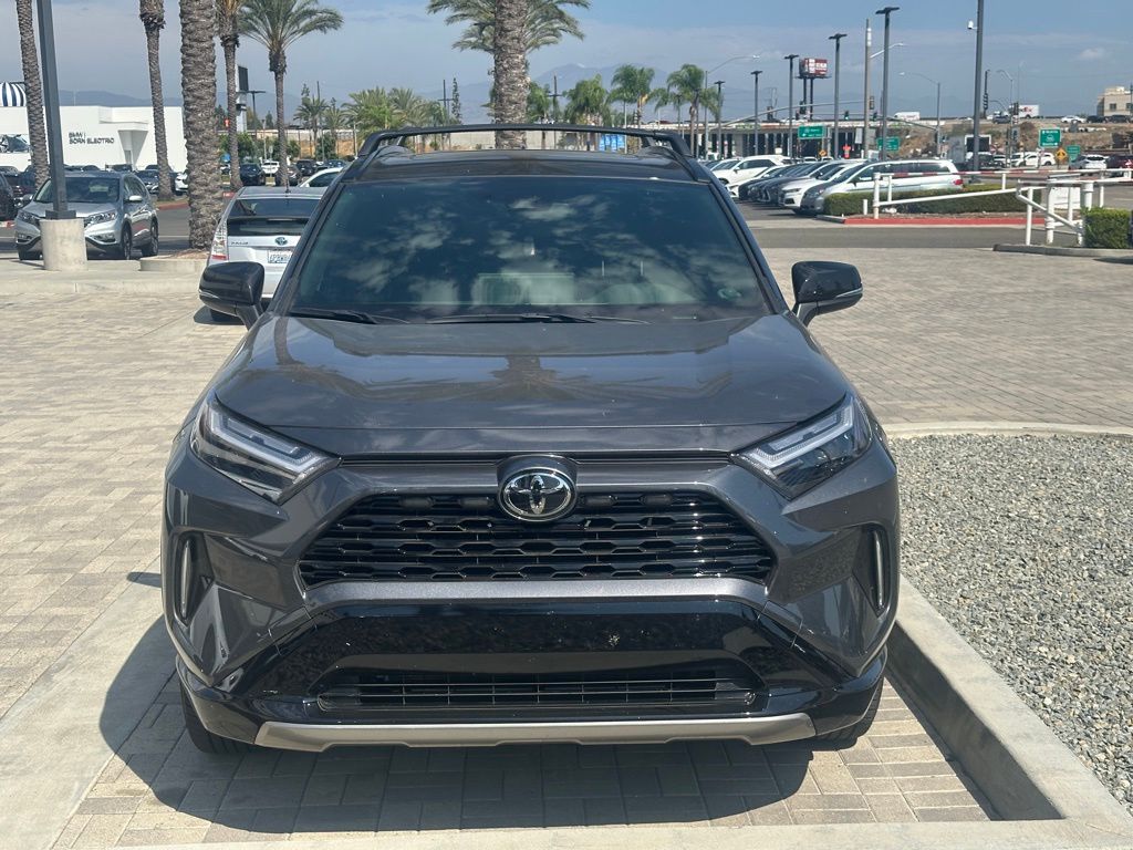 Thumbnail: 2025 Toyota RAV4 - 3