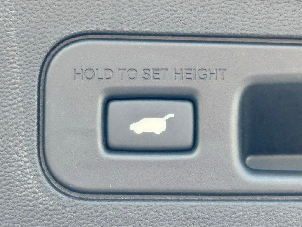 2025 Acura MDX Technology photo 38