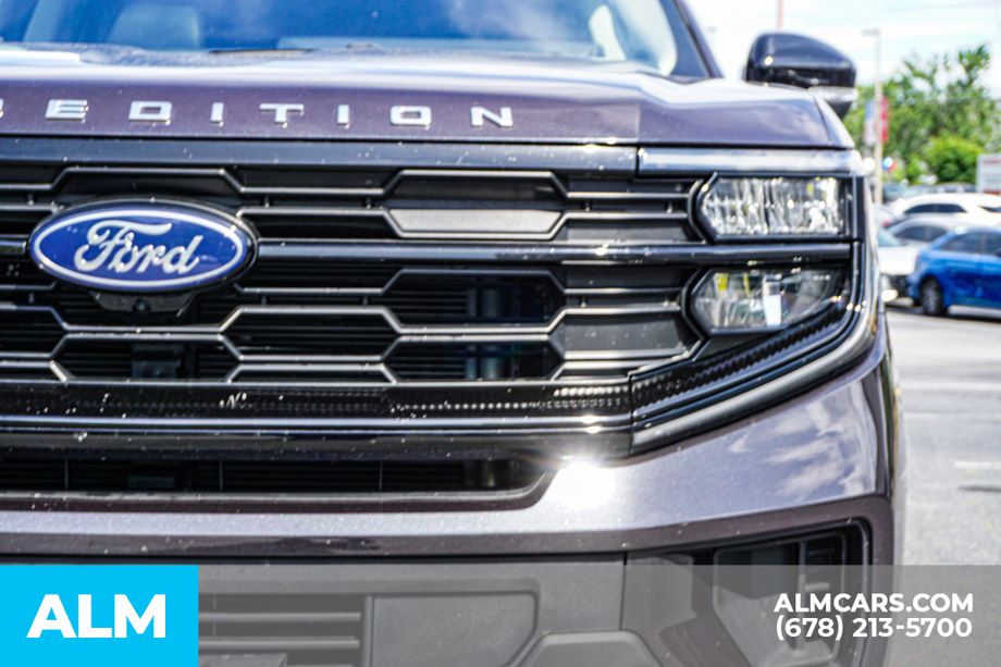 Used 2025 Gray Ford Active image 12