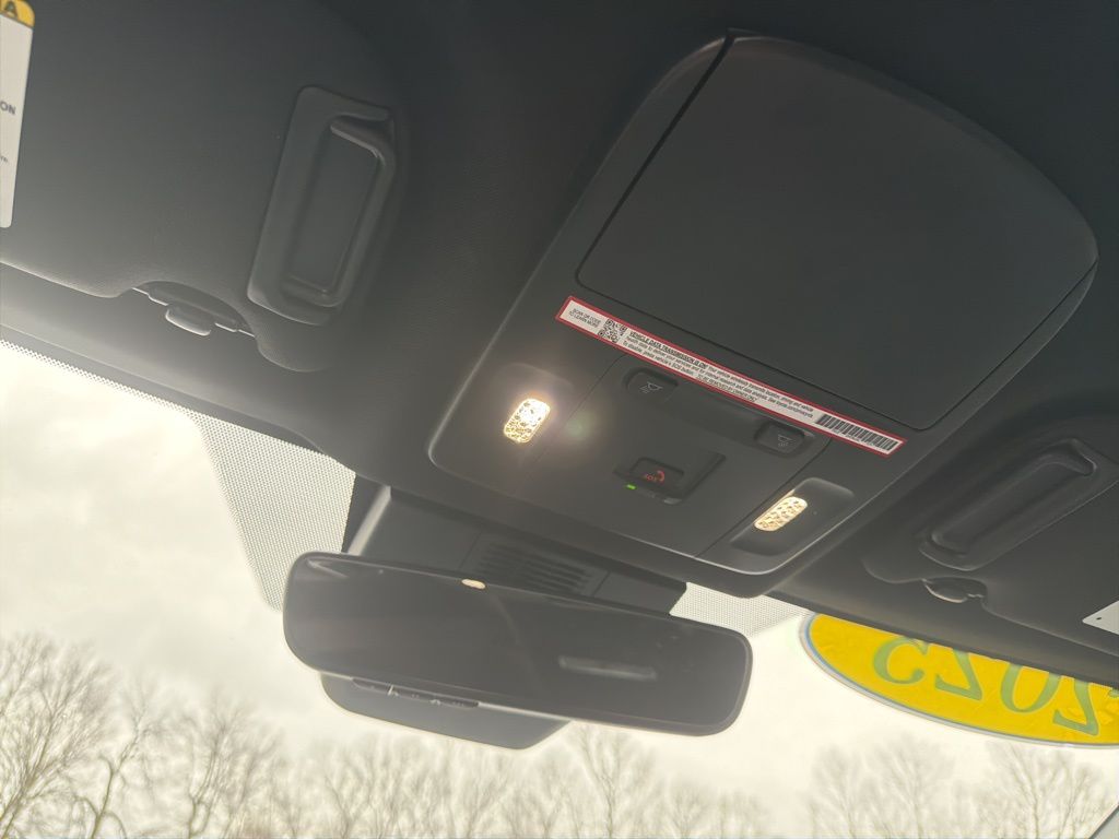 Thumbnail: 2025 Toyota Camry - 13