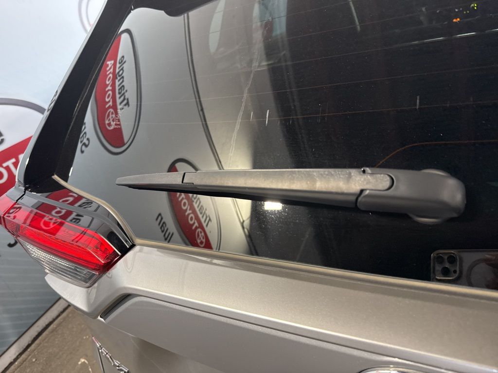 Thumbnail: 2023 Toyota RAV4 - 22